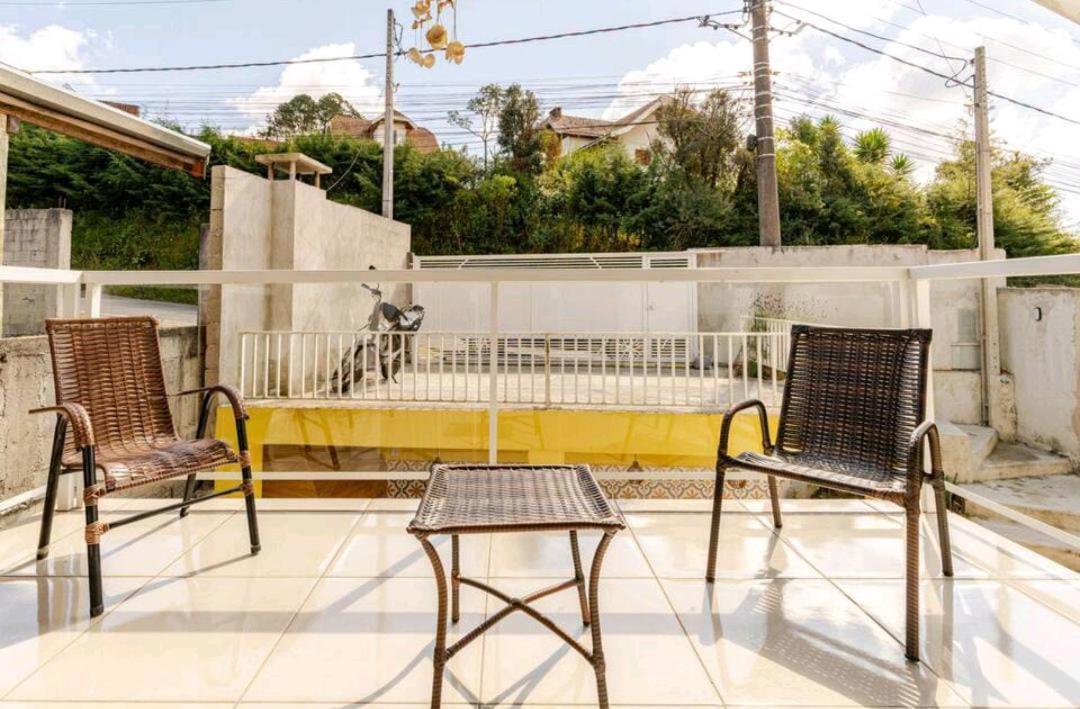 Casa Espacosa E Aconchegante Com Lareira Em