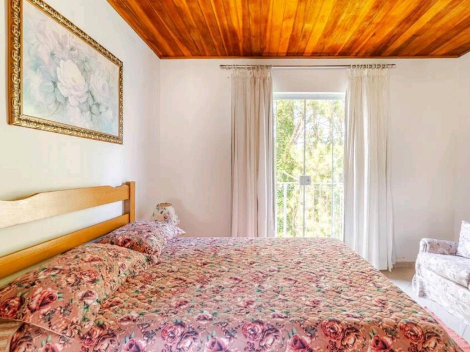 Casa Espacosa E Aconchegante Com Lareira Em Casa de férias Campos do Jordão